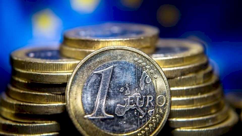 euro-hoy:-a-cuanto-cotiza-este-domingo-25-de-junio