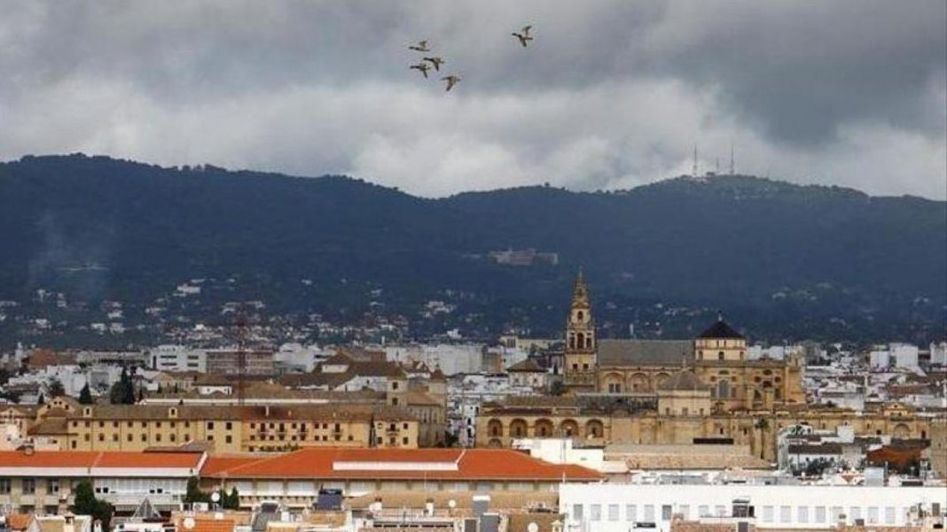 el-tiempo-trae-pocos-cambios-a-cordoba-a-las-puertas-del-otono