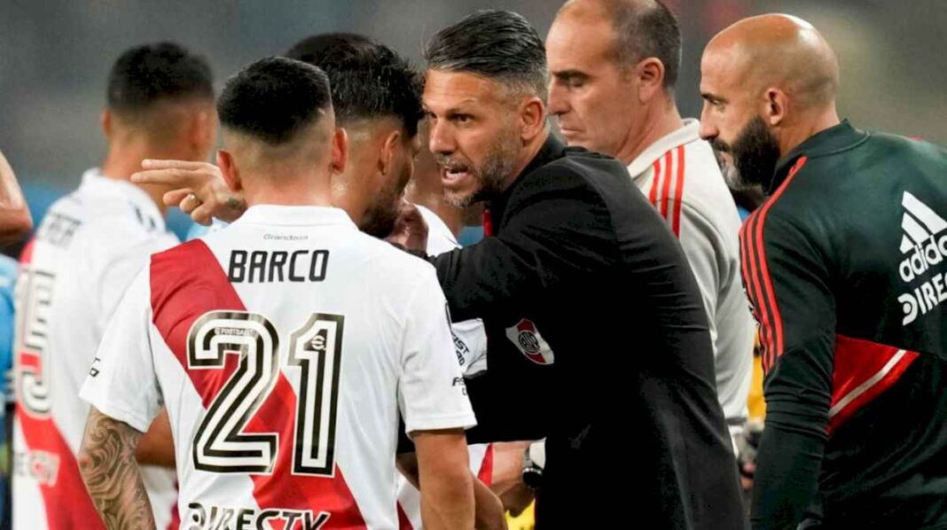 se-supo-que-les-dijo-martin-demichelis-a-los-jugadores-de-river-en-el-vestuario-tras-el-empate-con-boca