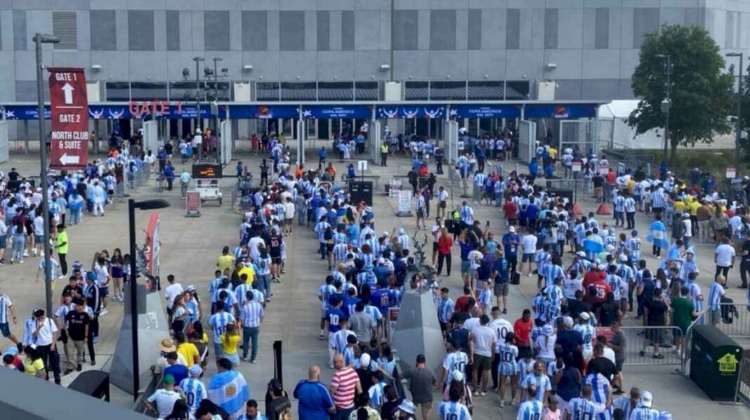 la-seleccion-argentina-enfrenta-a-canada-en-el-partido-inaugural-de-la-copa-america:-hora,-formaciones-y-tv