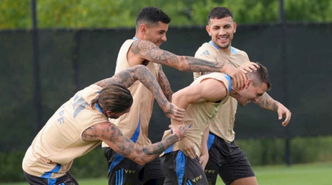 la-seleccion-argentina-tendra-un-entrenamiento-clave-para-definir-el-equipo-titular-que-enfrentara-a-chile