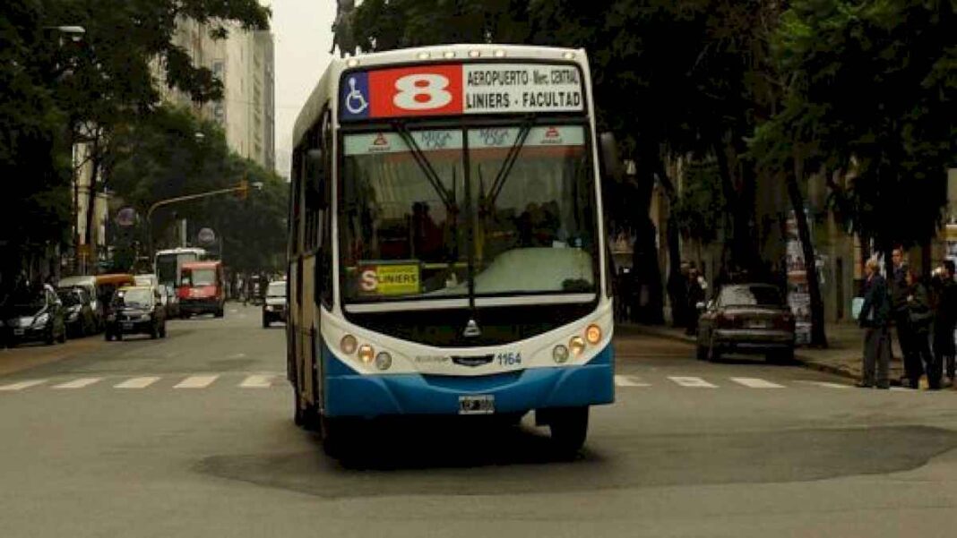 dia-del-colectivero:-los-primeros-buses-que-circularon-por-buenos-aires