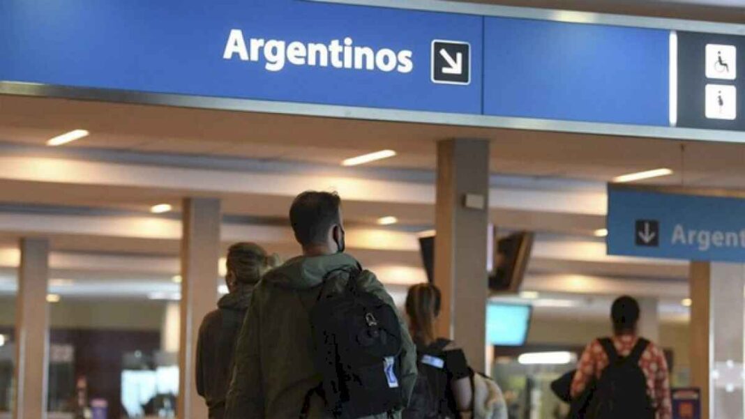 crisis-de-aerolineas-argentina-acentua-el-desembarco-de-mas-aereas-y-advierten-por-la-situacion-de-los-vuelos