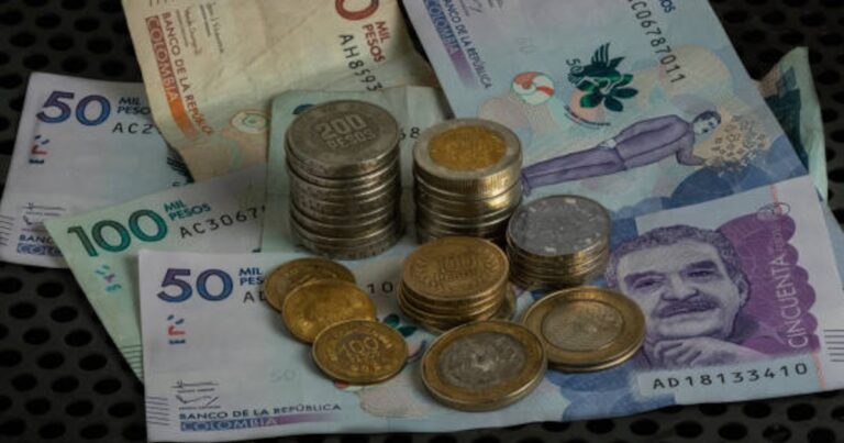 Microcréditos en Colombia crecieron en 2024, pero los emprendedores enfrentan nuevos obstáculos