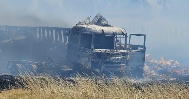 Triple choque de camiones en el sur de Córdoba: un muerto y dos heridos