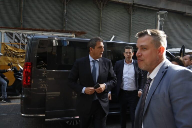 La guerra fría entre Wado y Massa que detonó el armado de la lista del peronismo en Santa Fe