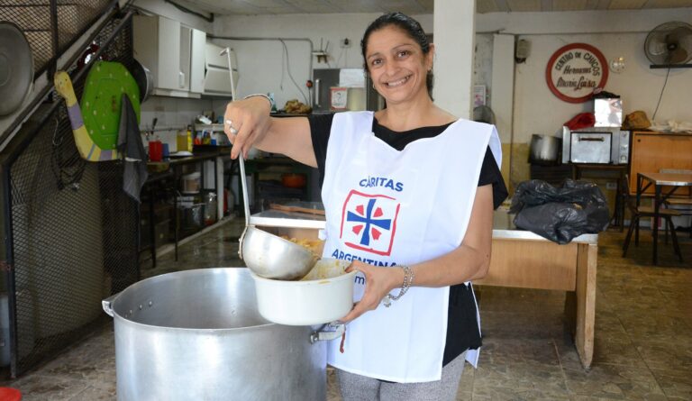 Se lanzó la colecta de Cáritas