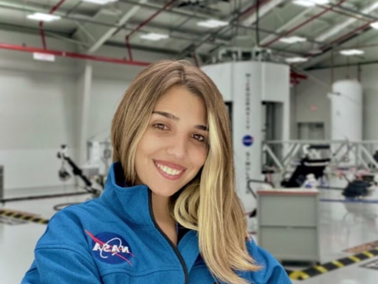 Noel de Castro,candidata para integrar una futura misión espacial tripulada