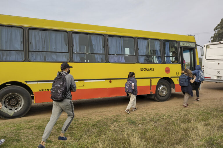 Recorte en el transporte escolar: Hicieron todo mal
