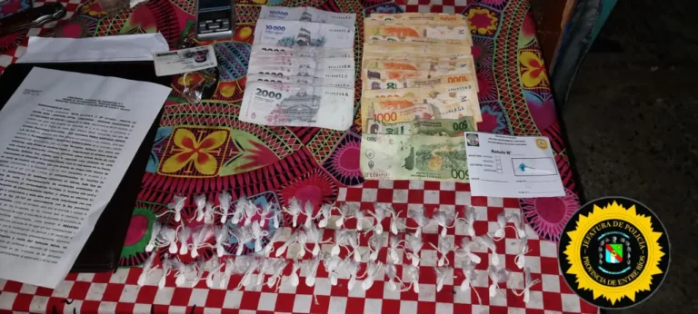 Allanamientos con secuestro de Estupefacientes, Dinero y Cuatros personas Detenidas