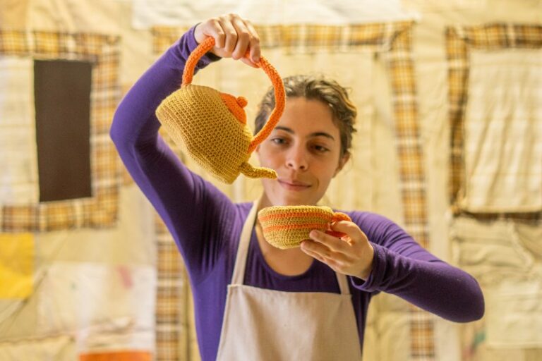 Elenco Crisálidas presenta La Viajera: cada emoción una aventura