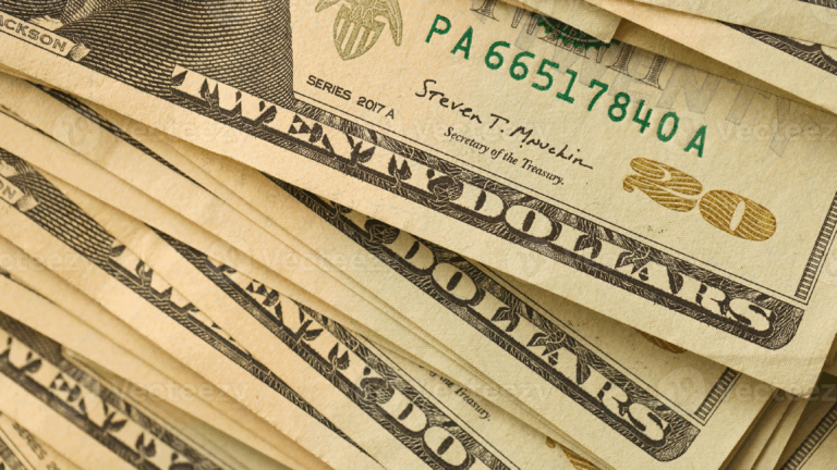 Revisa tus ahorros: este extraño billete de dólar podría valer hasta u$s270.000