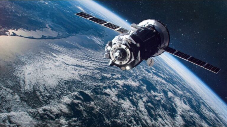 Starlink: astrónomos alertan que los satélites de Elon Musk dificultan la investigación espacial