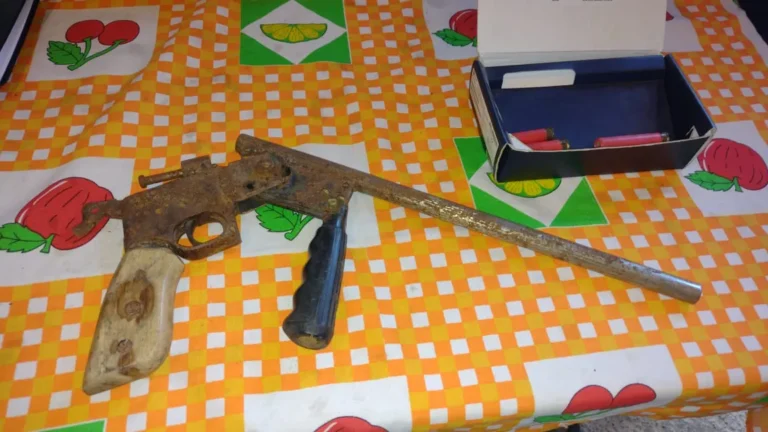 Robo en peluquería derivó en allanamientos y cuatro personas aprehendidas