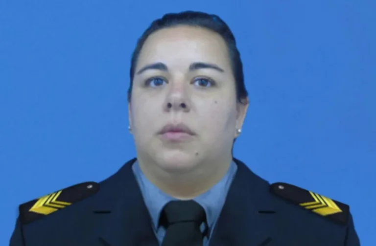 Murió la policía del 911 que estaba internada con un disparo autoinflingido