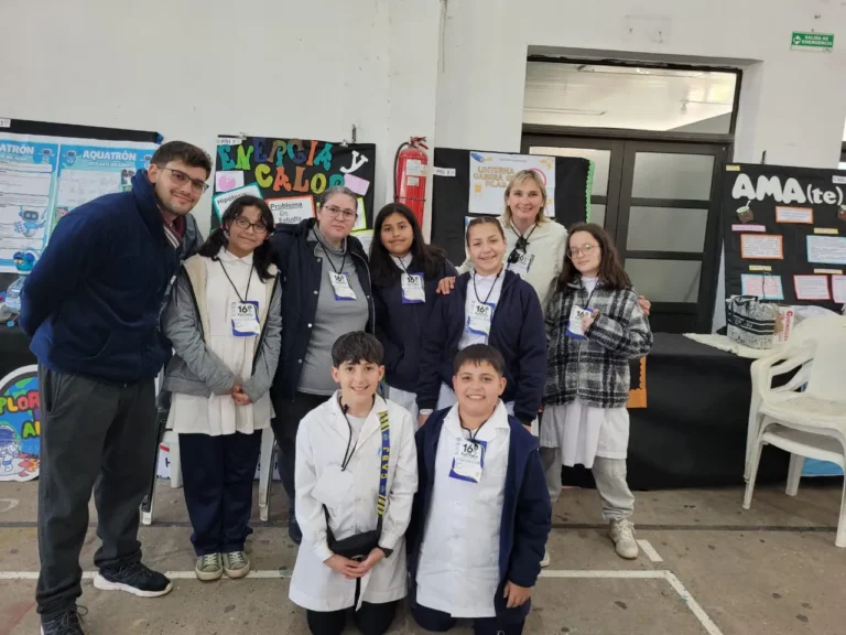Estudiantes de la Escuela Almafuerte brillaron en el 16 Foro de Ciencias, Tecnología y Cultura en Cerrito