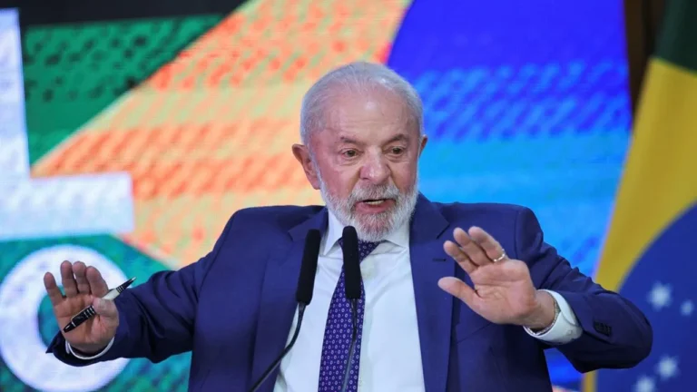 Lula defendió el fallo de la Corte contra Bolsonaro y llamó al diálogo a Trump en una columna en The New York Times