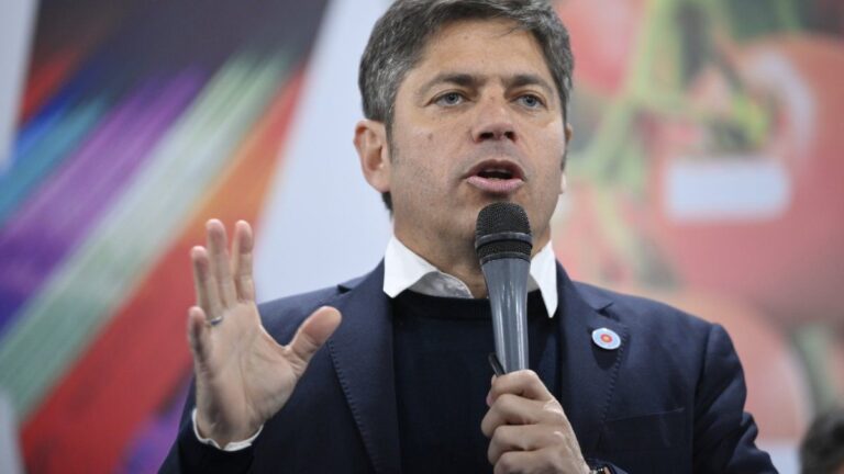 Axel Kicillof habló del triple crimen: «El narcotráfico no conoce de fronteras ni jurisdicciones»