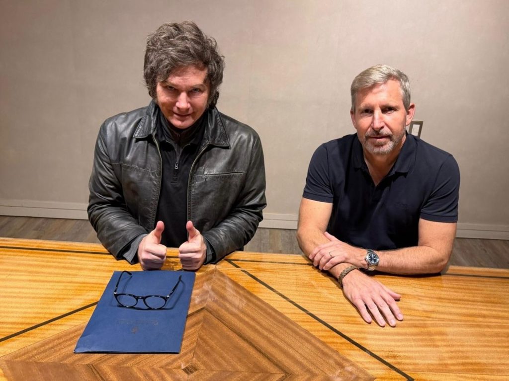 2314185-frigerio-compartio-una-reunion-de-trabajo-con-el-presidente-milei-y-planteo-una-agend6901acbb99617