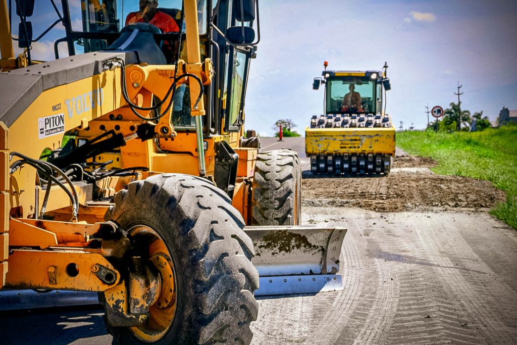 2314188-el-gobierno-provincial-intensifica-la-recuperacion-de-rutas-y-caminos-en-entre-rios