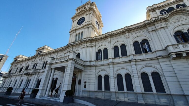 Paritaria: zozobra en los gremios e indefinición en el Gobierno