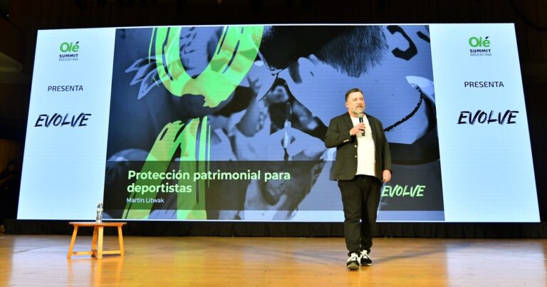 Debate clave en Olé Summit 2025: cómo lograr que un deportista no fracase en el intento de cuidar su dinero