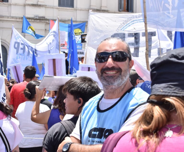 Manuel Gómez asume en Agmer Paraná