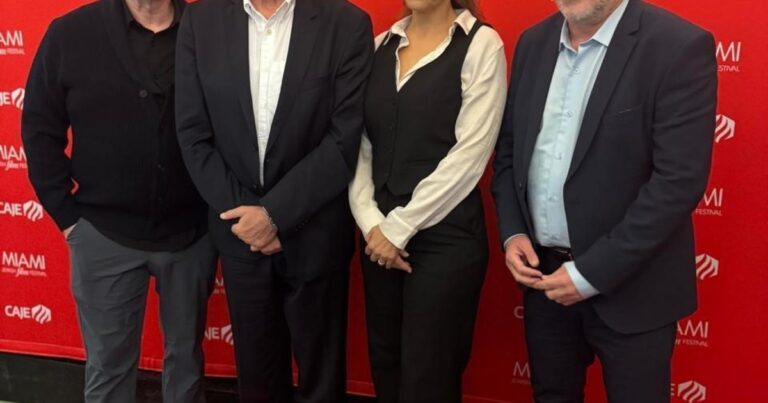 El documental «Bibas, asesinados por ser judíos» fue presentado en un festival de cine en Miami