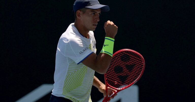 Abierto de Australia, día 3, EN VIVO: Seba Báez reaccionó a tiempo en el quinto set para otro triunfo argentino, a la espera del debut del campeón Sinner