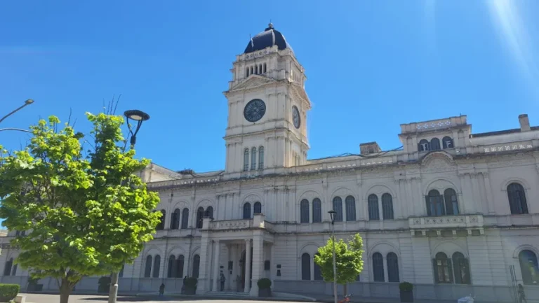 Contratos caídos en el Estado provincial: hay delegados de ATE y trabajadores de hasta 18 años de antigüedad