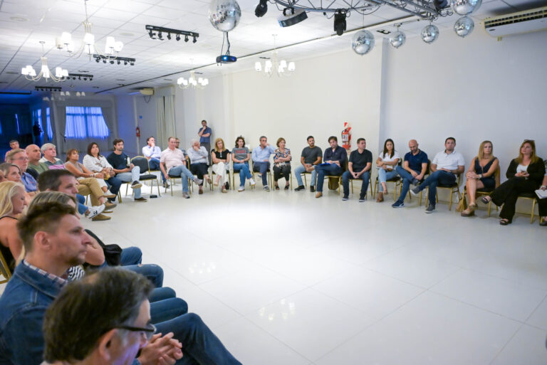 El PJ reunió a intendentes, legisladores nacionales, provinciales y autoridades partidarias
