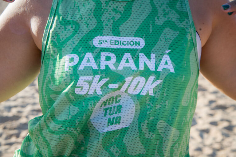Reprograman una carrera nocturna en la ciudad