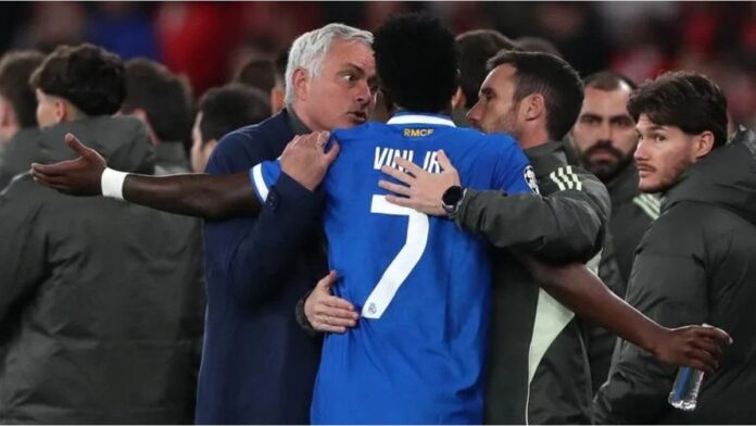 3009383-jose-mourinho-sobre-el-caso-prestianni-si-se-comprueba-el-racismo-no-volvera-a-jugar-conmigo