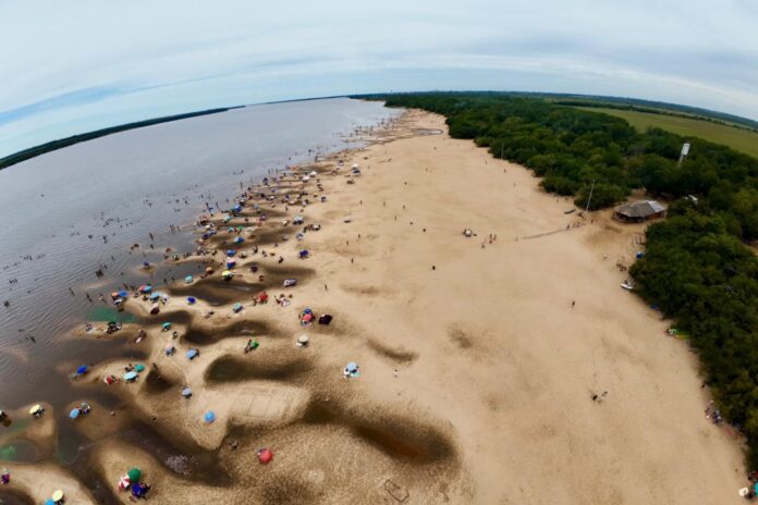 3027938-el-impacto-turistico-del-verano-2026-supero-los-300-mil-millones-de-pesos-en-entre-rios