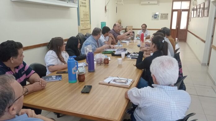 3122343-amet-sigue-el-conflicto-salarial-y-hay-preocupacion-por-la-caja