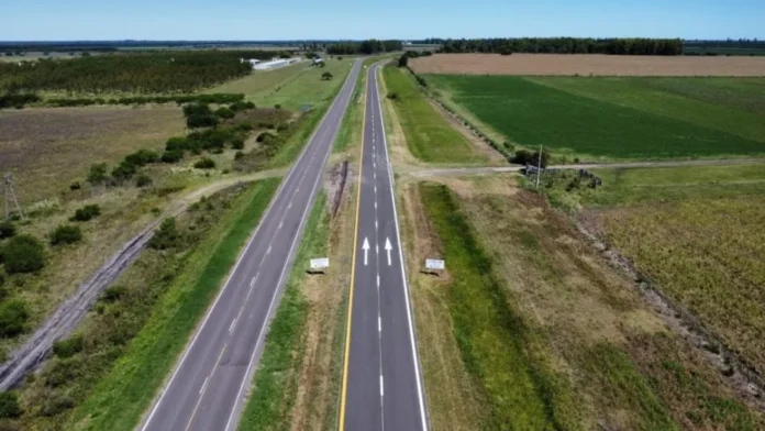 habilitan-nuevo-tramo-ruta-nacional-18-entre-rios Vista aérea de un tramo de la Ruta Nacional 18 en la provincia de Entre Ríos