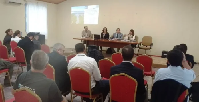 argentina-uruguay-optimizan-controles-sanitarios-puentes-entre-rios Reunión de trabajo entre funcionarios argentinos y uruguayos para la optimización de controles fronterizos.