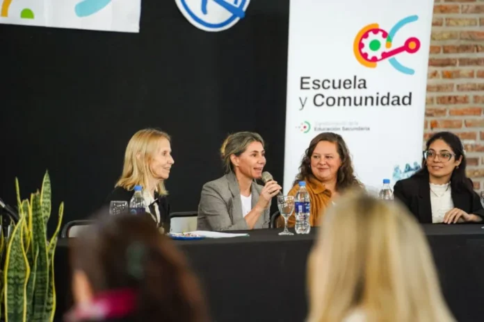 Presentación del programa Escuela y Comunidad edición 2026 del CGE en Entre Ríos