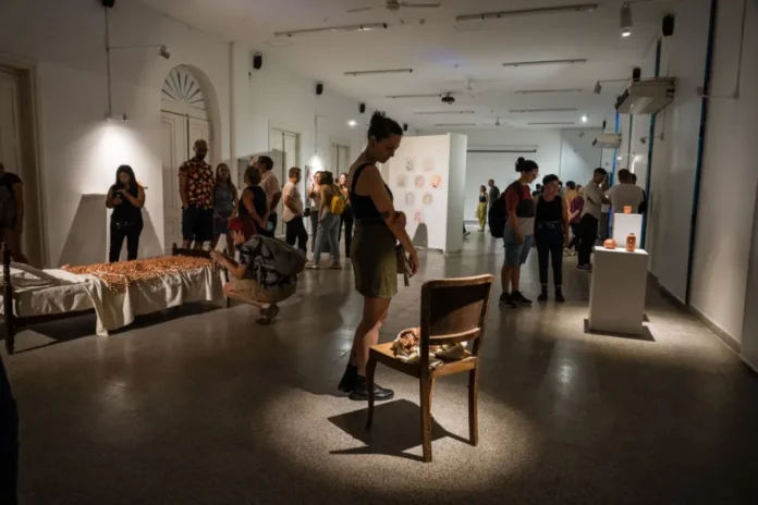 Logotipo del Centro Experimental de Arte Contemporáneo Aura de Entre Ríos