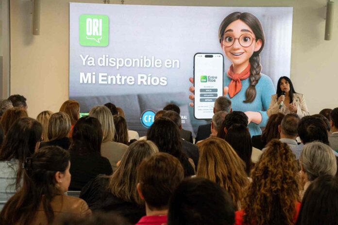 Autoridades del gobierno de Entre Ríos durante la presentación de la herramienta de inteligencia artificial ORI.