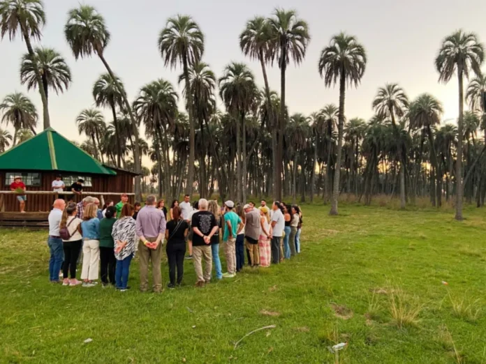 especialistas-brasil-uruguay-encuentro-picudo-rojo-palmeras-entre-rios Participantes del 6° Encuentro Alma de Yatay sobre el Picudo rojo de las palmeras en el Refugio La Aurora Del Palmar, Entre Ríos