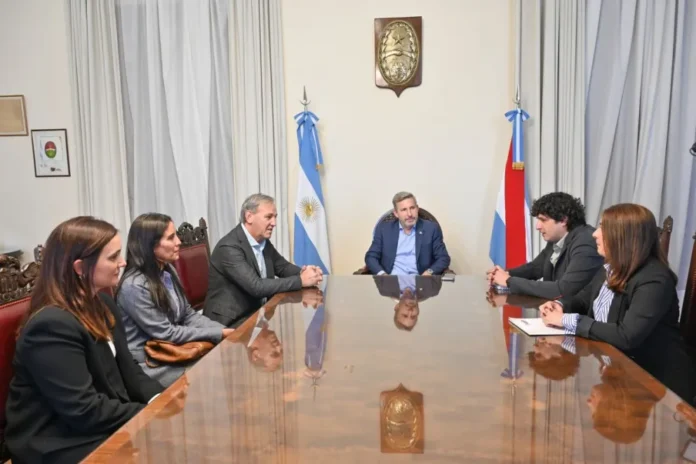 frigerio-reunion-uier-desarrollo-industrial-entre-rios Rogelio Frigerio reunido con autoridades de la UIER en Entre Ríos