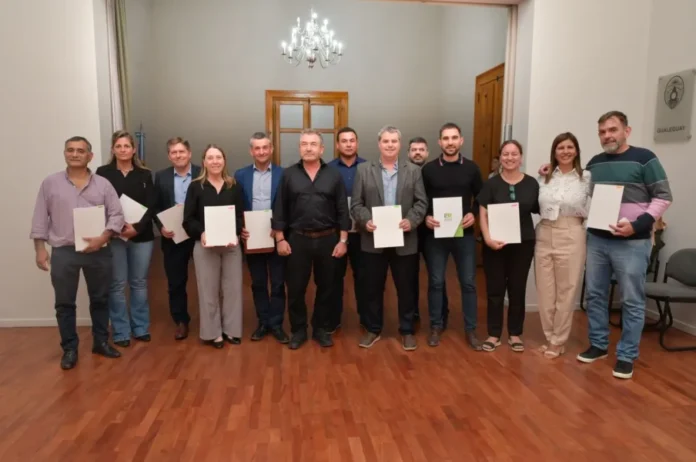 Entrega de aportes para seguridad en municipios y comunas de Entre Ríos
