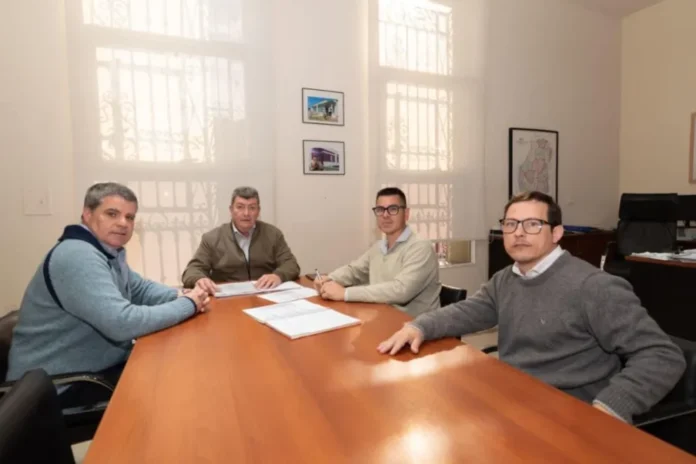 Reunión de trabajo entre autoridades del IAPV e intendentes de General Campos y Valle María