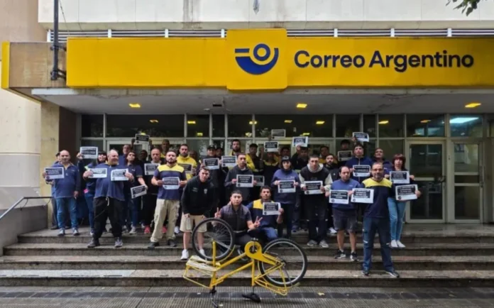 Trabajadores de Correo Argentino en protesta