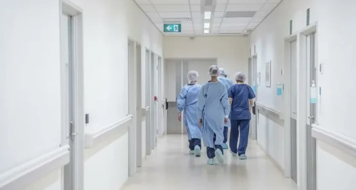 Fachada de un sanatorio o consultorio médico en Entre Ríos