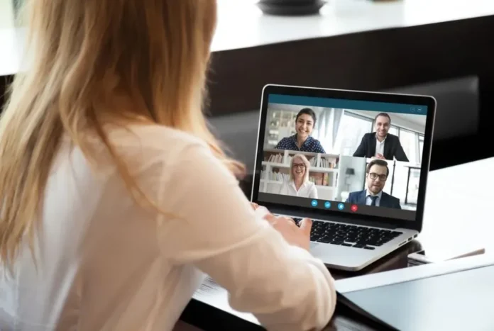 secretaria-trabajo-entre-rios-audiencias-virtuales-conciliacion Ilustración de una videollamada con el logo de la provincia de Entre Ríos, representando una audiencia de conciliación virtual.
