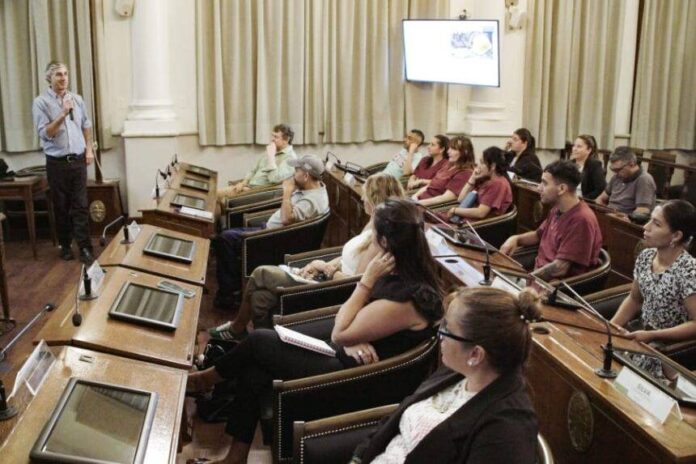senado-capacita-personal-seguridad-salud-ocupacional-1 Apertura de la jornada de capacitación en Seguridad y Salud Ocupacional en el recinto del Senado de Entre Ríos.