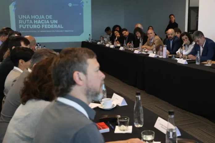 Reunión de planificación foresto industrial en la sede del CFI con representantes de Entre Ríos
