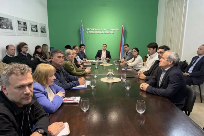 Reunión de paritaria docente en la Secretaría de Trabajo de Entre Ríos